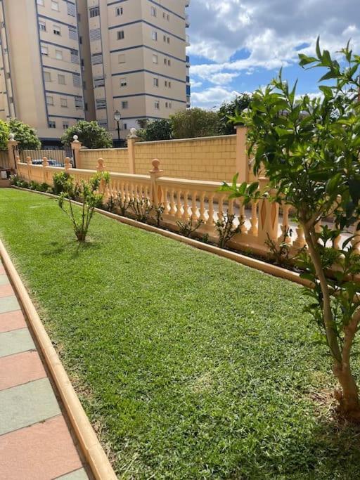 Estudio En Fuengirola Con Vistas Al Mar Екстер'єр фото