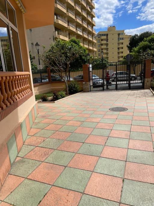 Estudio En Fuengirola Con Vistas Al Mar Екстер'єр фото
